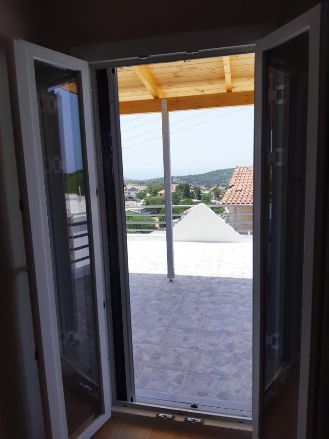 Apartamento Α Peaceful Nest Volímai Exterior foto